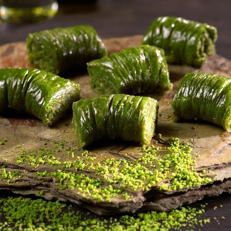 Antep Fıstıklı Dolama 2 KG Tepsi + Hızlı Kargo (Ertesi Gün Teslim İst.-Ank.-İzmir)