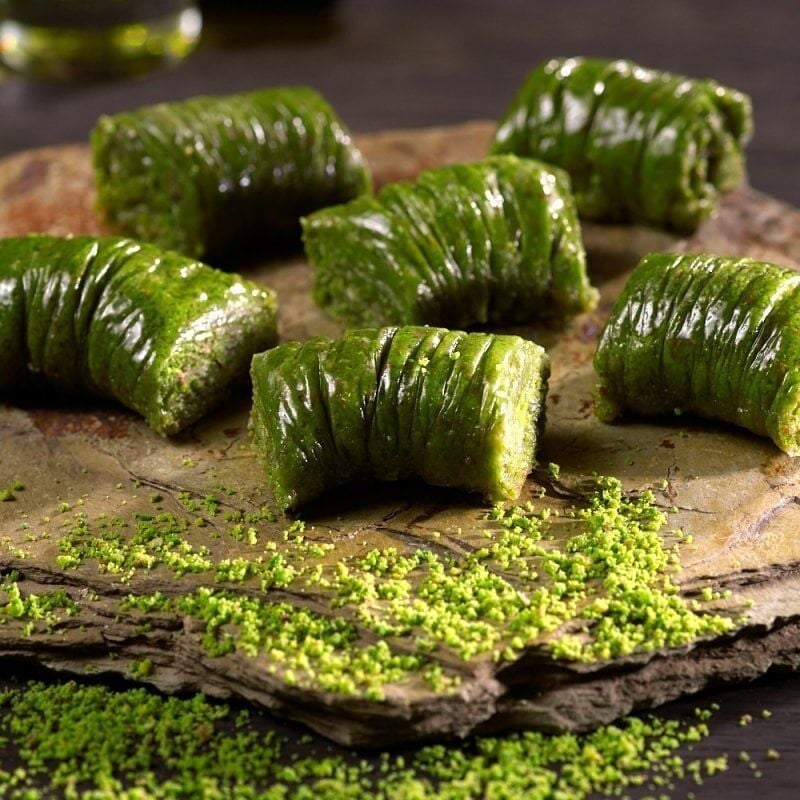 Antep Fıstıklı Dolama 2 KG Tepsi + Hızlı Kargo (Ertesi Gün Teslim İst.-Ank.-İzmir)