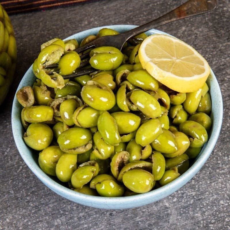 Nizip Kırma Çekirdeksiz Yeşil Zeytin 1000 cc