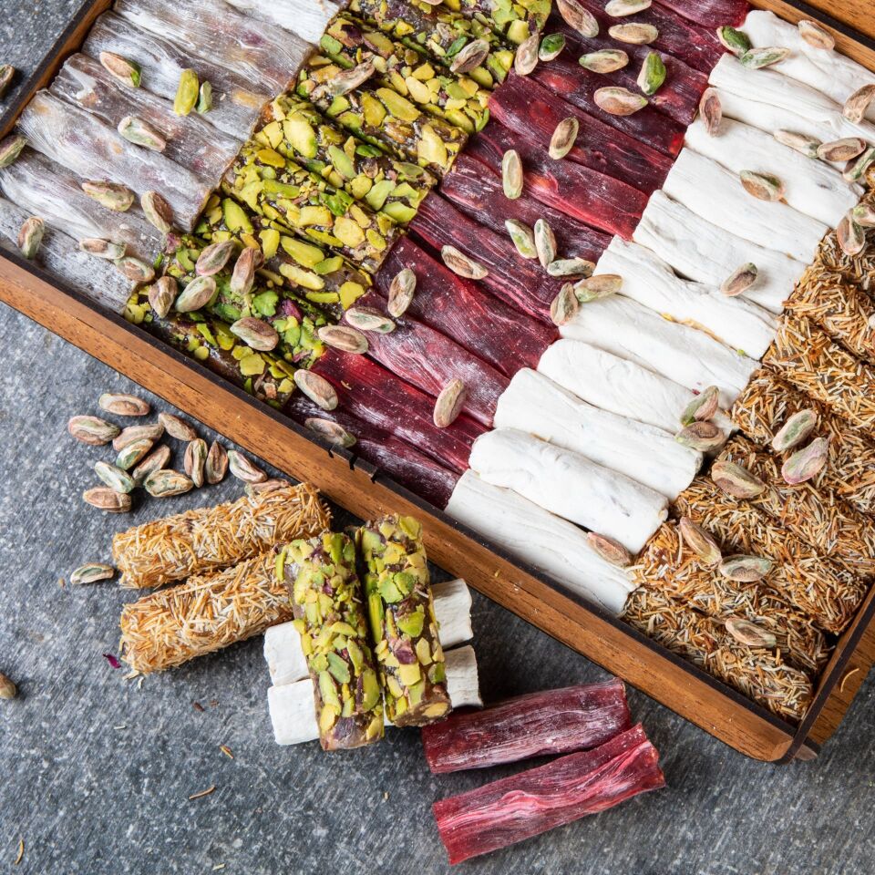 Lüks Kutu Hediyelik Antep Fıstıklı Fitil 1kg