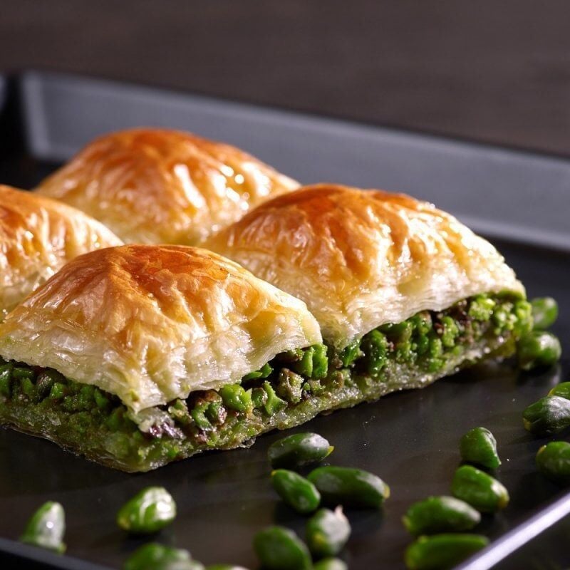 Antep Fıstıklı Özel Kare Baklava 1150 G Tepsi + Hızlı Kargo (Ertesi Gün Teslim İst.-Ank.-İzmir