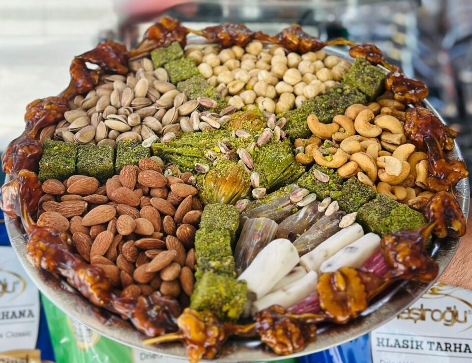 Damat Tepsisi net: 1.5 kg
