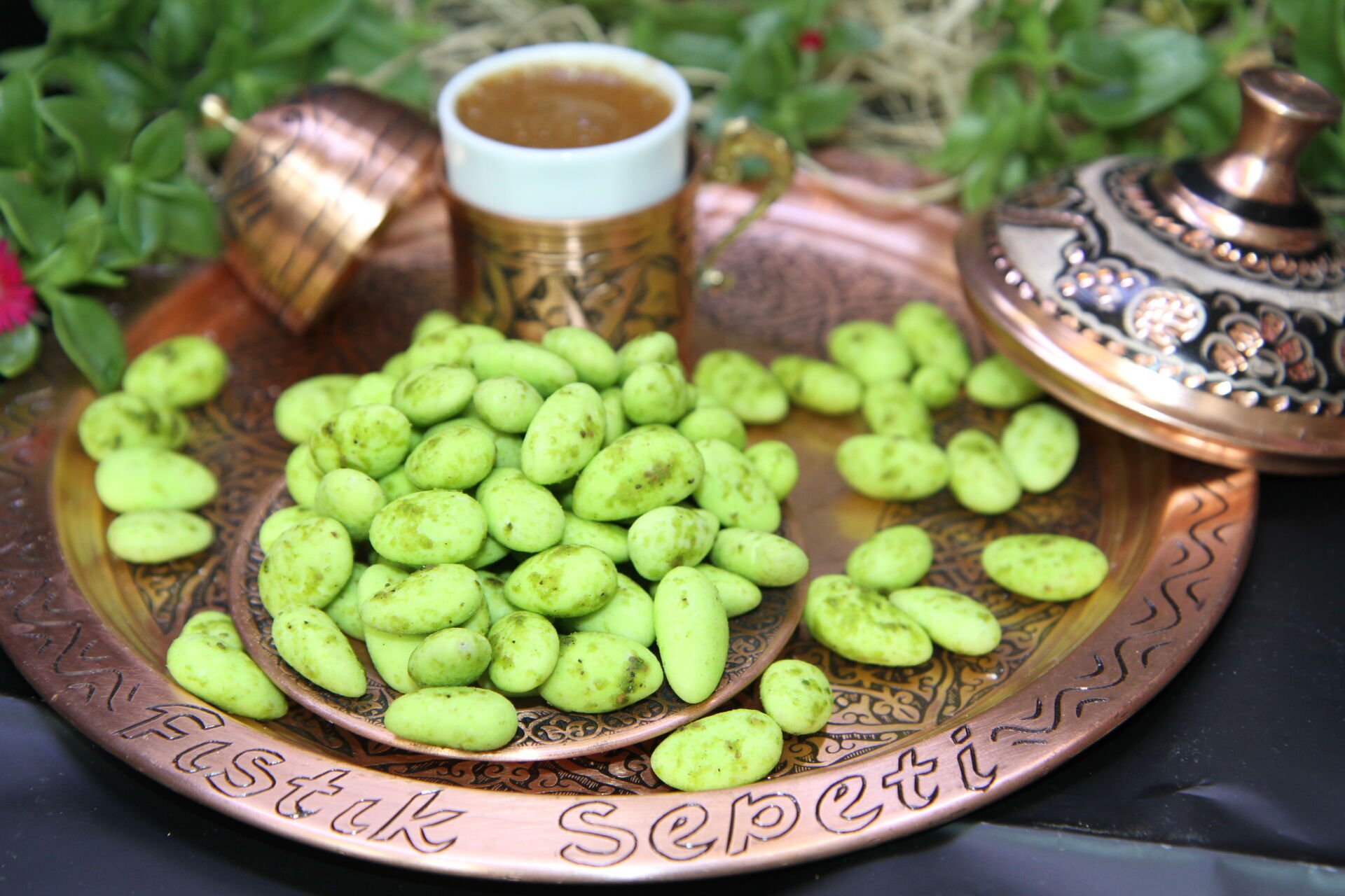 Fıstıklı Badem Şekeri