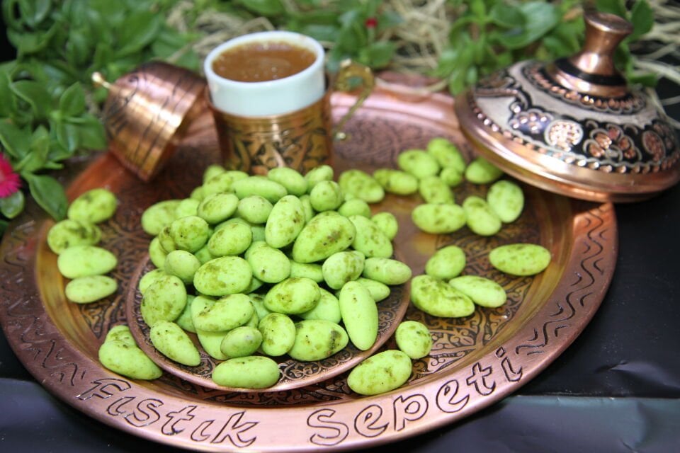 Fıstıklı Badem Şekeri