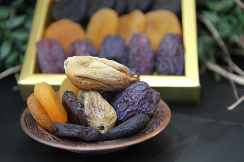 Zarif Sunum, Doğal Kuru Meyveler Hediyelik 400 gr