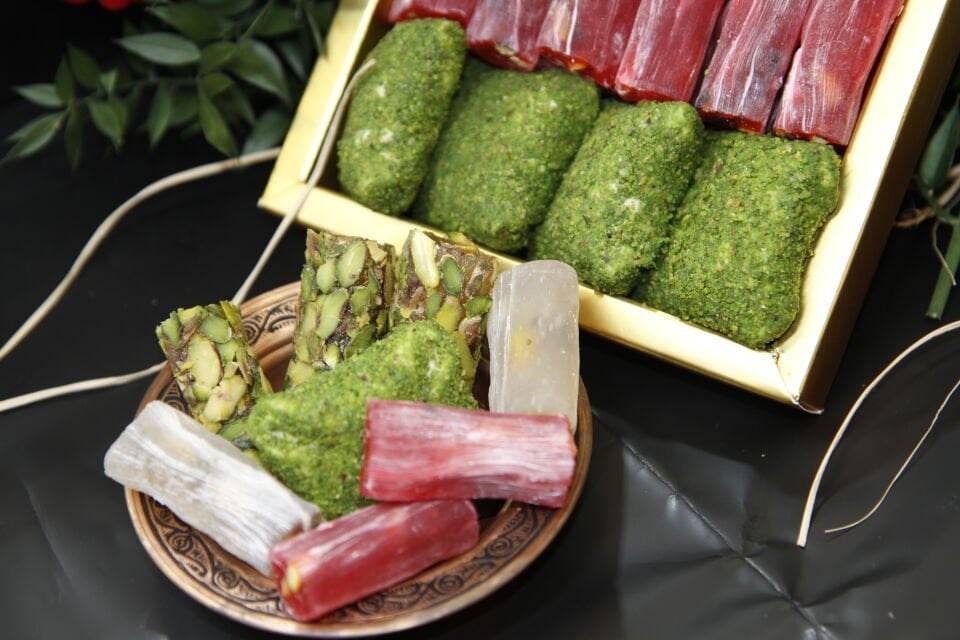 Lezzet Dolu  Fıstıklı Karışık Fitil Hedyelik Lokum 500 GR